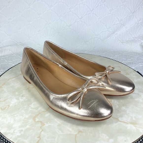 J. Crew Bow Ballet Flats 9 Gold Metallic Minimalist Comfort Casual Feminine Shoe - Picture 1 of 13